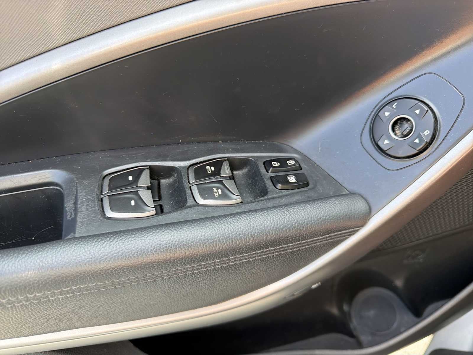 2016 Hyundai Santa Fe Sport FWD 4dr 2.4