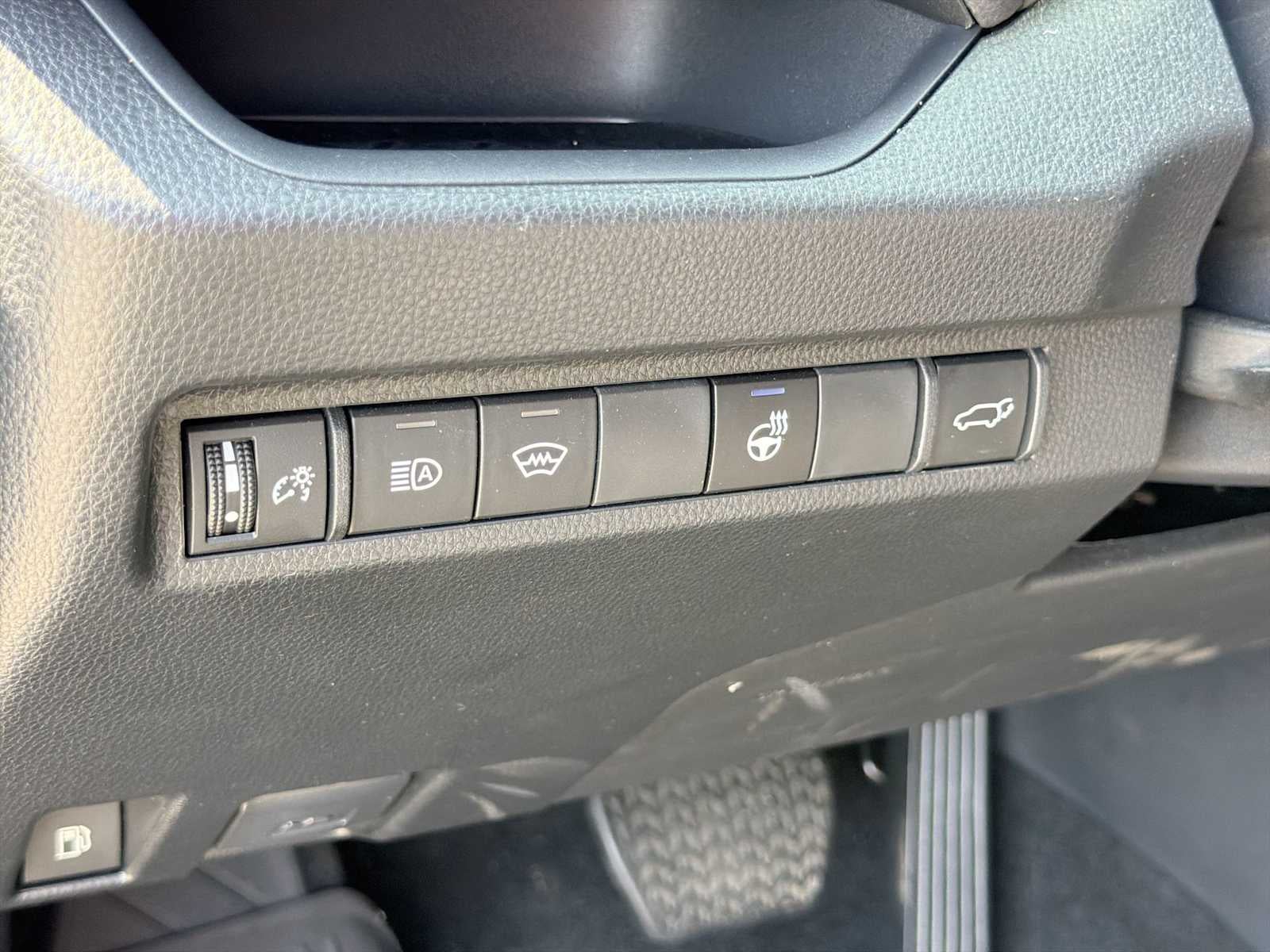 2025 Toyota RAV4 Hybrid XLE Premium
