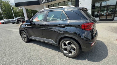 2024 Hyundai Venue SEL