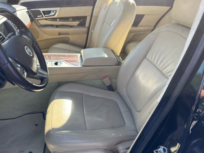 2010 Jaguar XF Portfolio