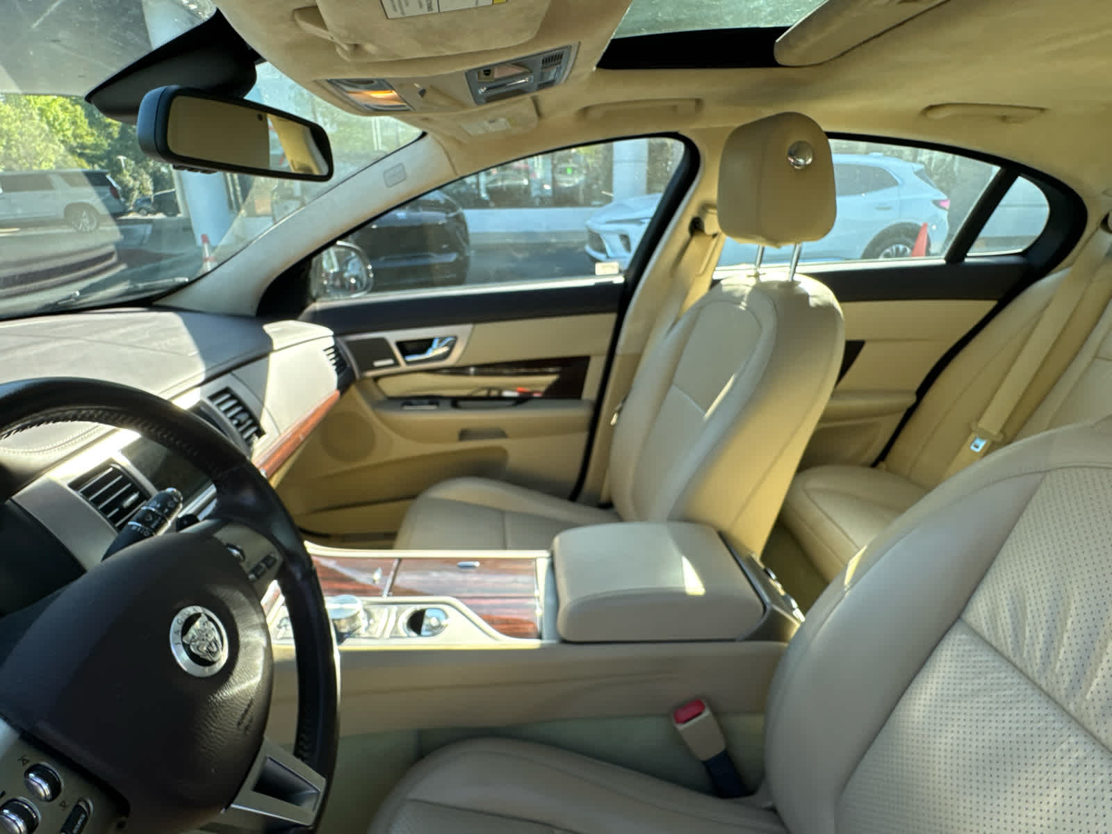 2010 Jaguar XF Portfolio