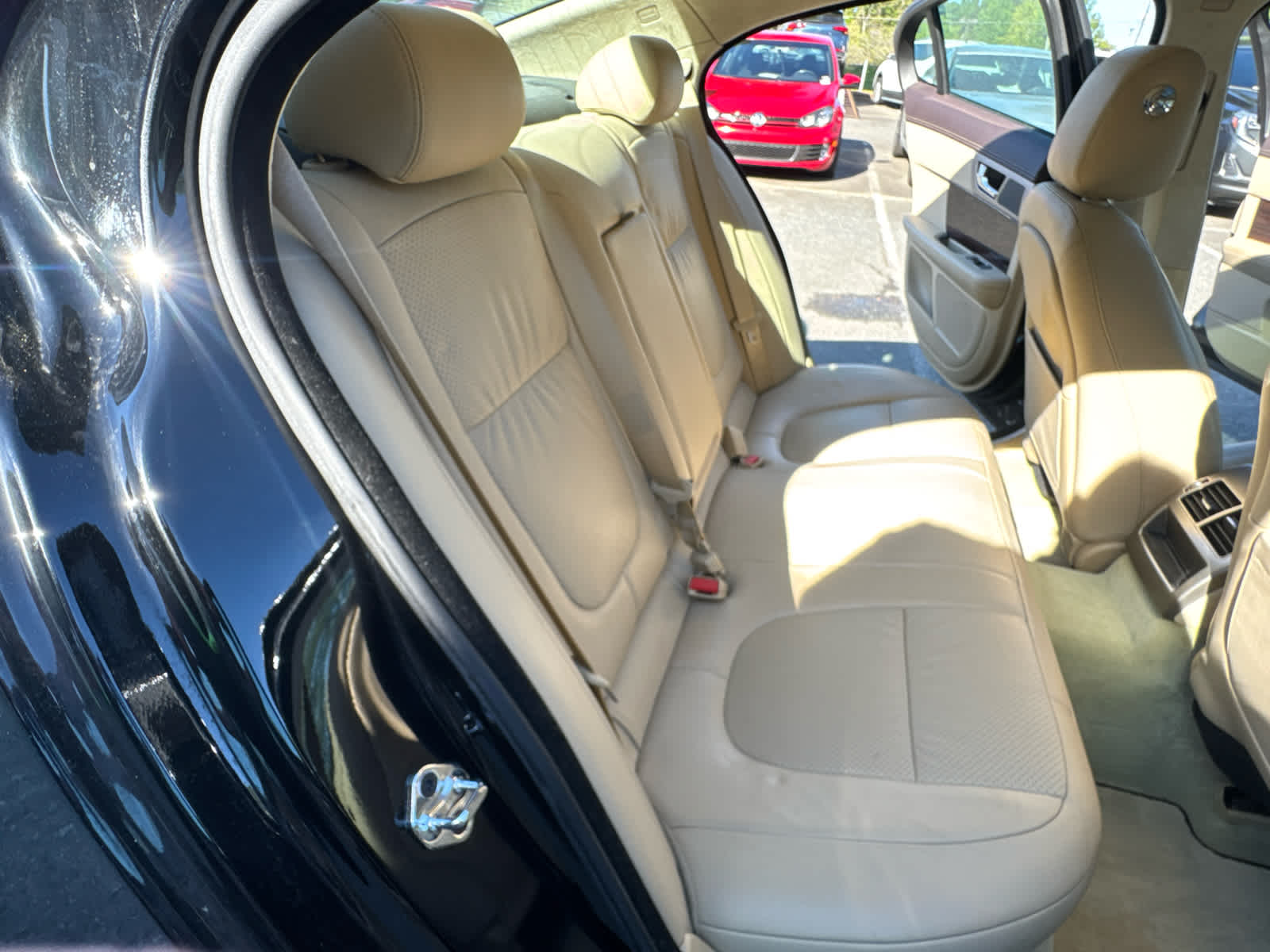 2010 Jaguar XF Portfolio