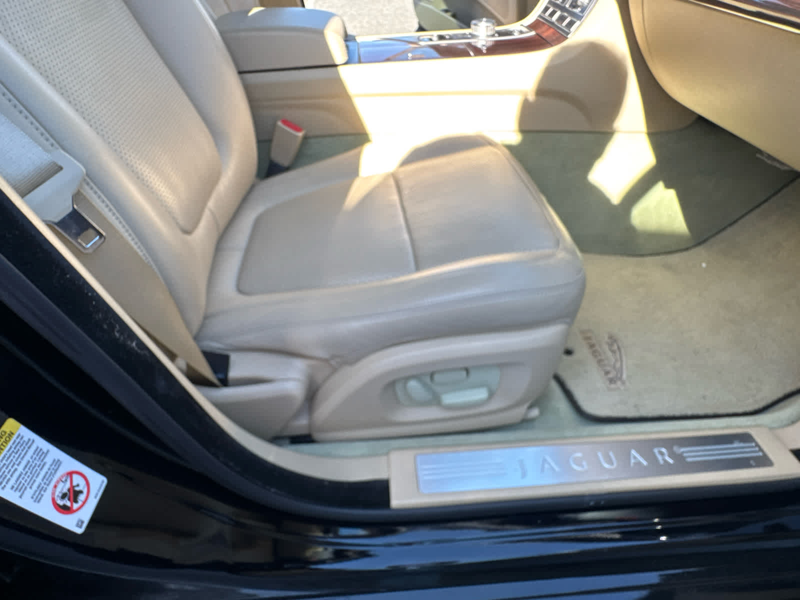 2010 Jaguar XF Portfolio