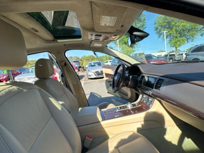 2010 Jaguar XF Portfolio