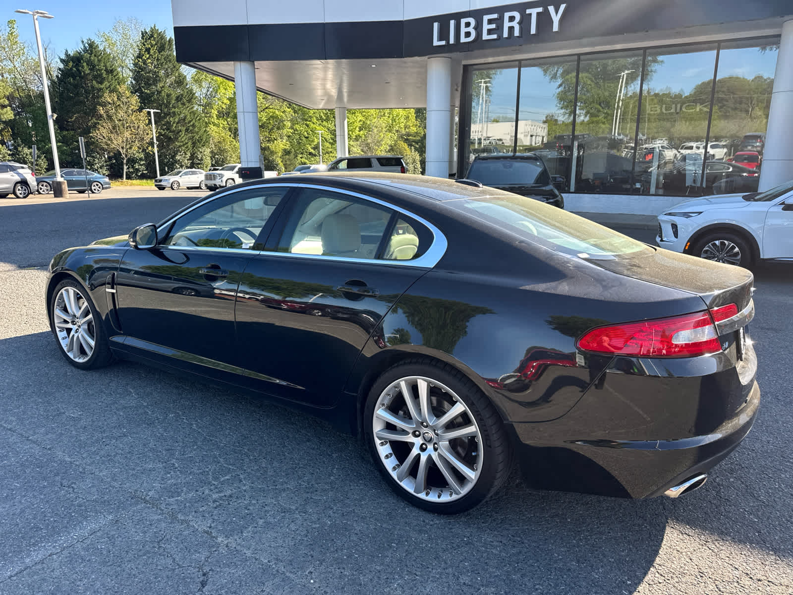 2010 Jaguar XF Portfolio