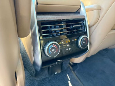 2024 Land Rover Range Rover SE