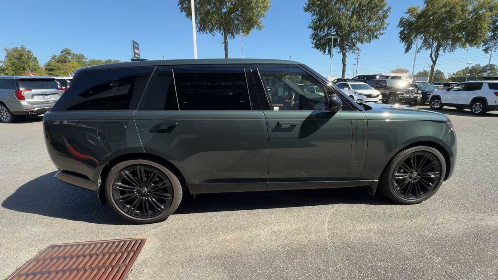 2024 Land Rover Range Rover SE