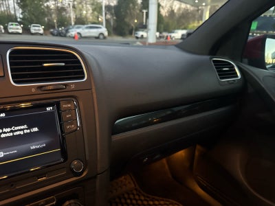 2010 Volkswagen GTI 2dr HB DSG PZEV