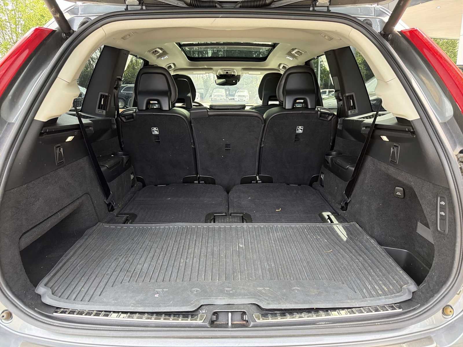 2017 Volvo XC90 Inscription