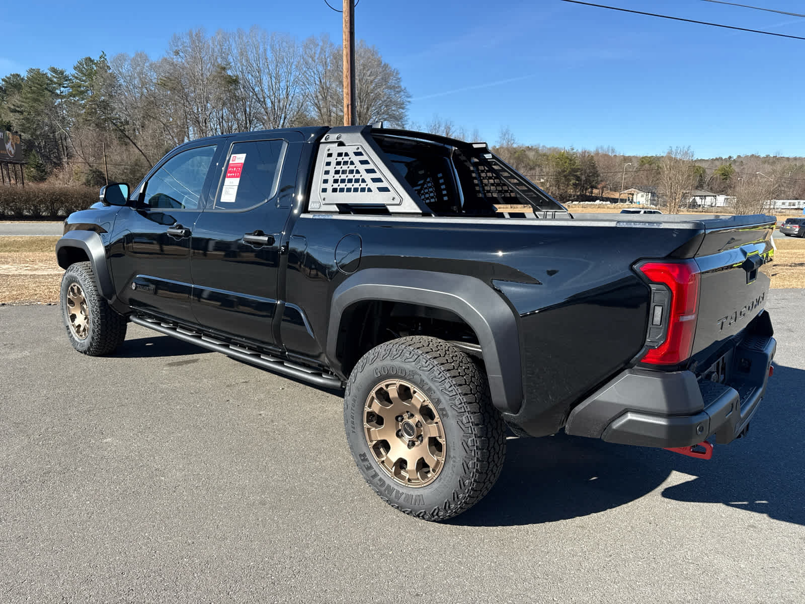 2025 Toyota Tacoma i-FORCE MAX Tacoma Trailhunter