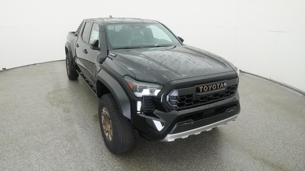 2025 Toyota Tacoma i-FORCE MAX Tacoma Trailhunter