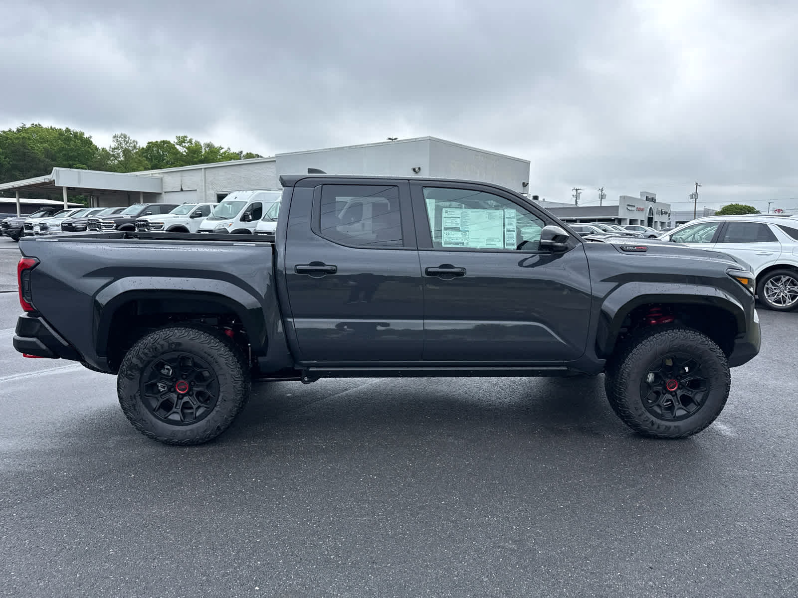 2026 Toyota Tacoma i-FORCE MAX Tacoma TRD Pro