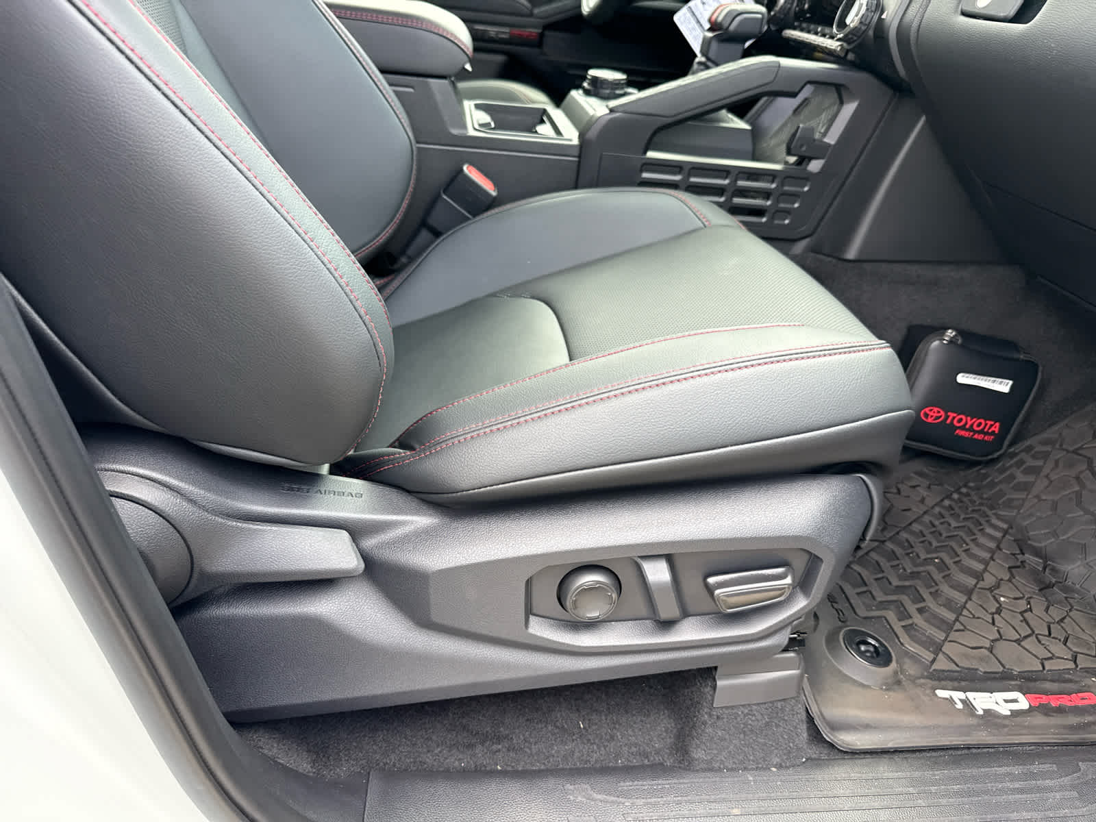 2026 Toyota Tacoma i-FORCE MAX Tacoma TRD Pro