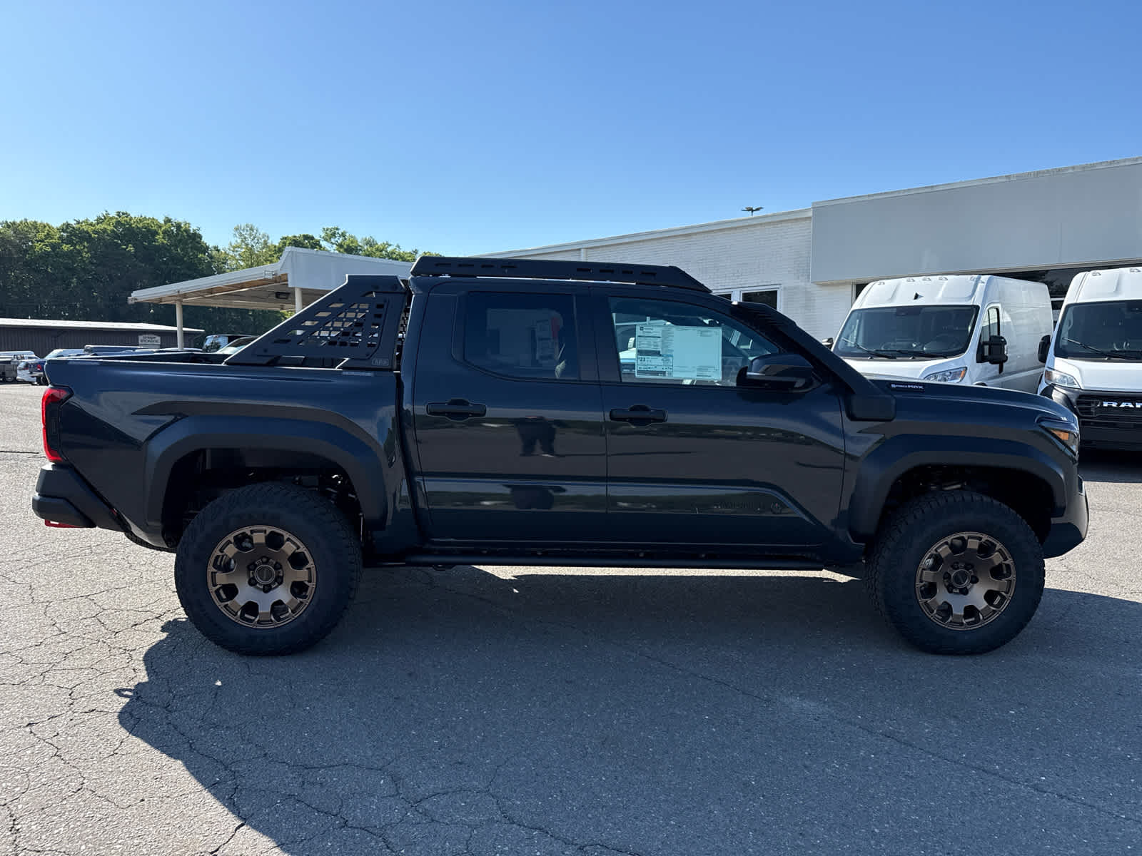 2026 Toyota Tacoma i-FORCE MAX Tacoma Trailhunter