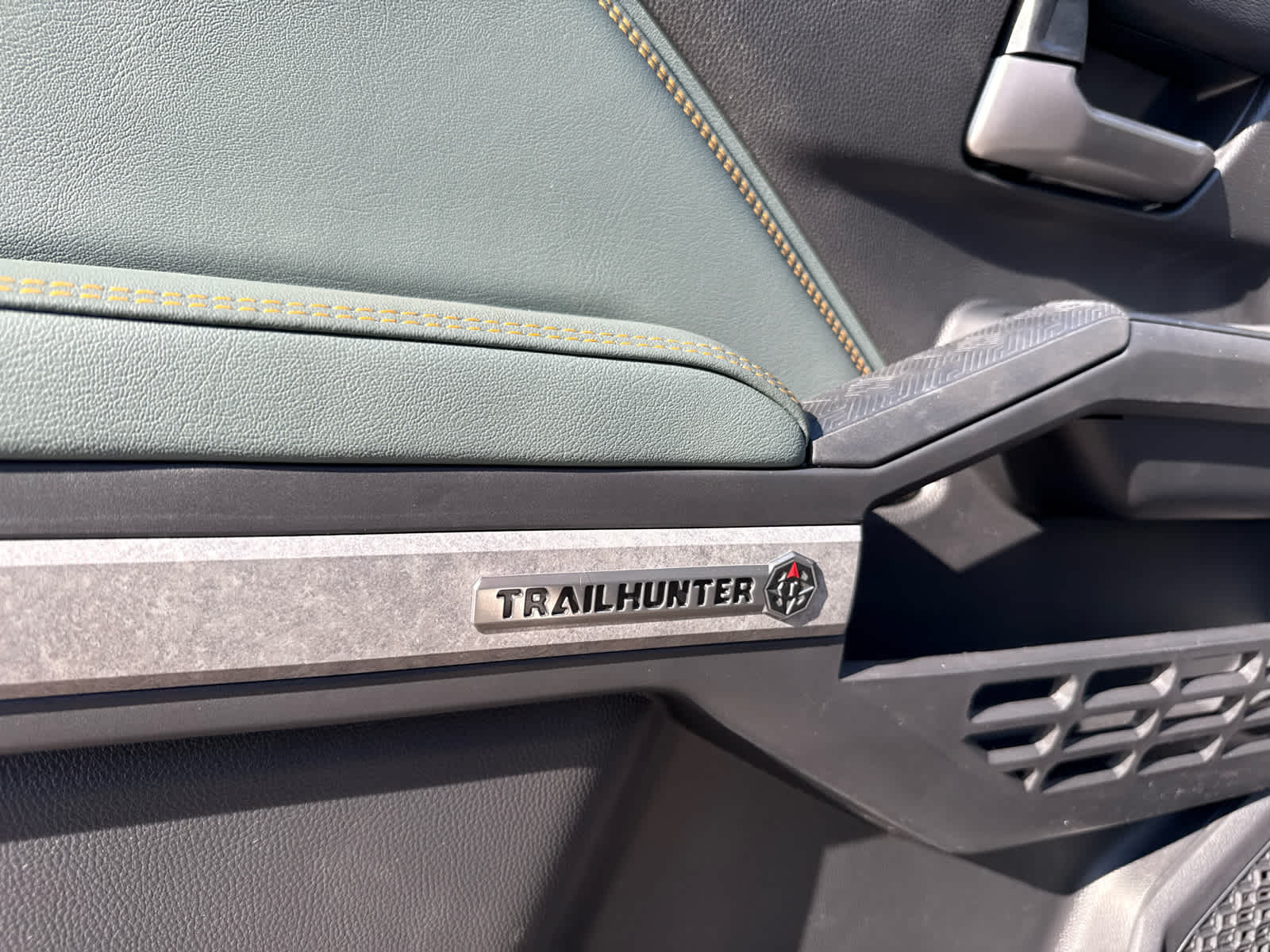 2026 Toyota Tacoma i-FORCE MAX Tacoma Trailhunter