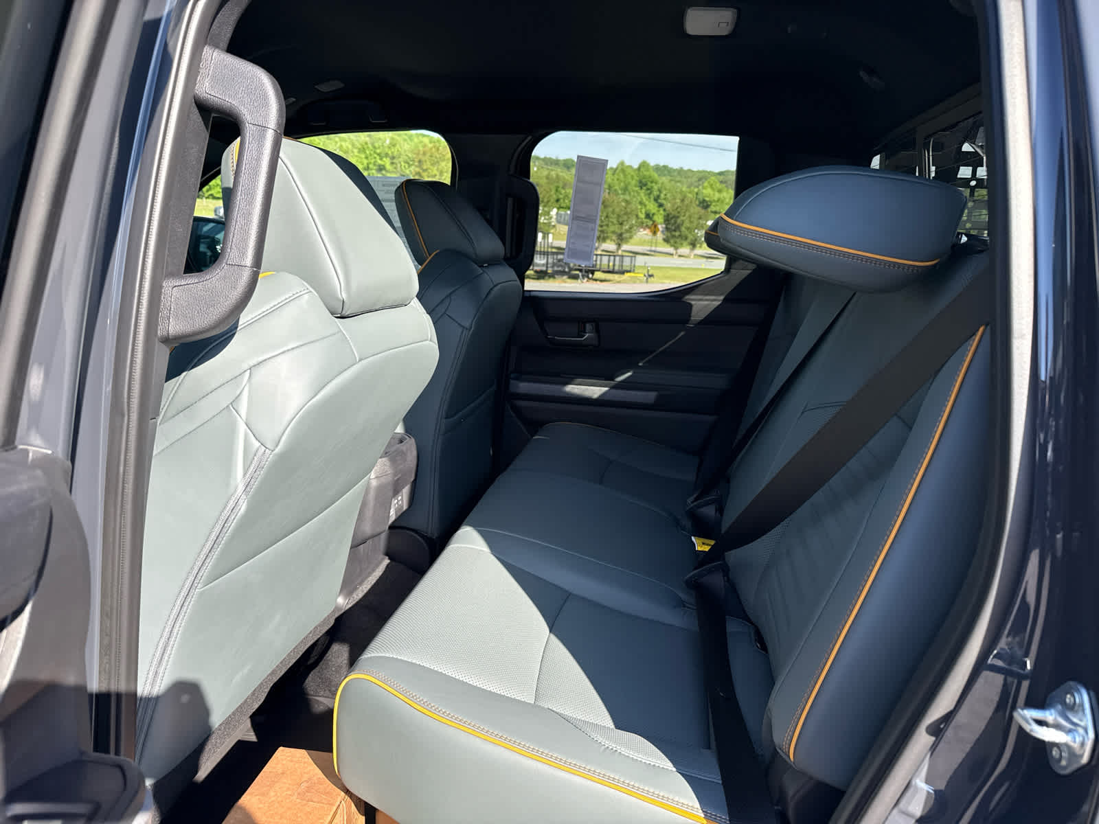 2026 Toyota Tacoma i-FORCE MAX Tacoma Trailhunter