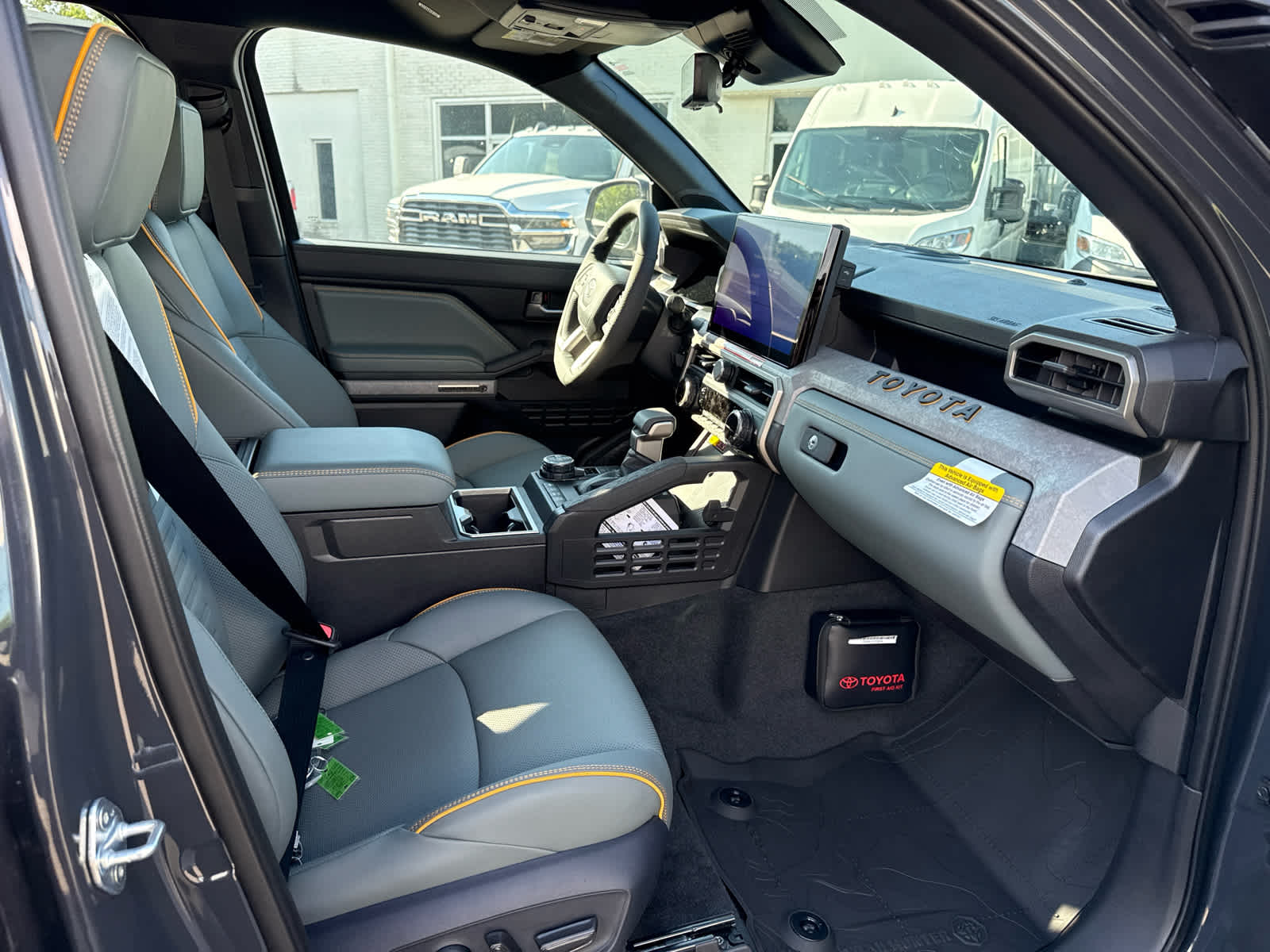 2026 Toyota Tacoma i-FORCE MAX Tacoma Trailhunter