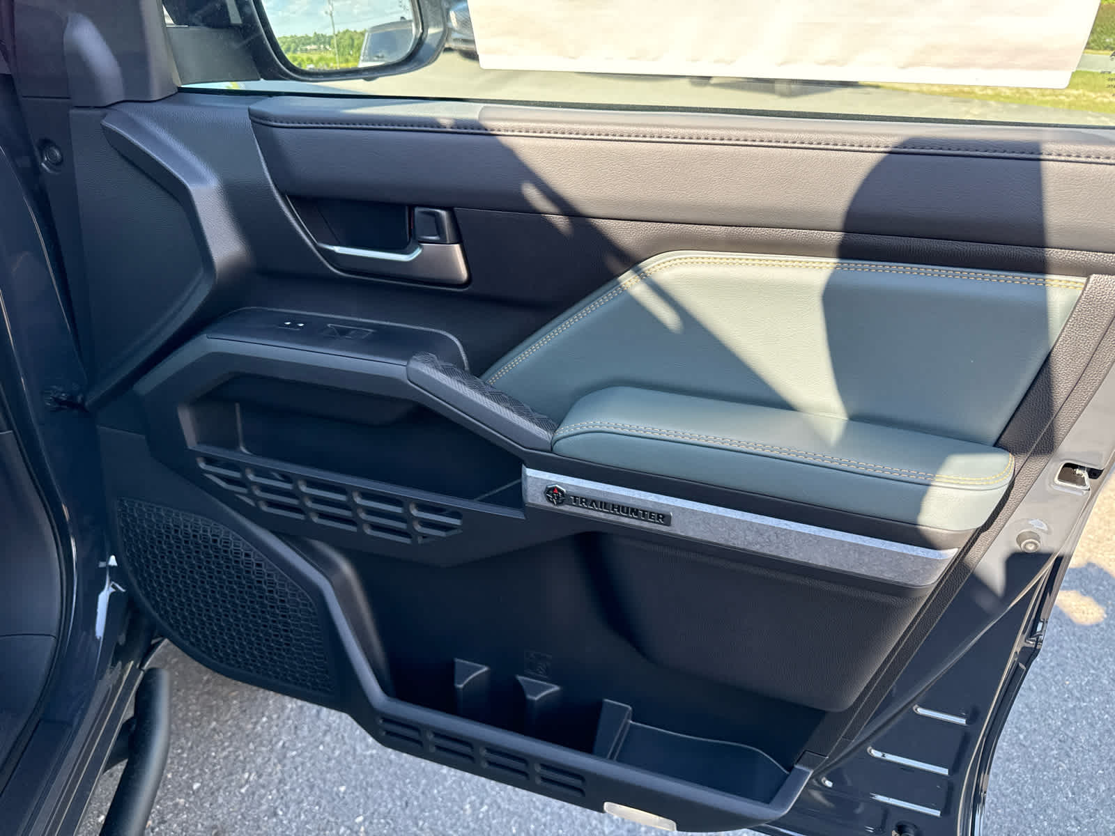 2026 Toyota Tacoma i-FORCE MAX Tacoma Trailhunter