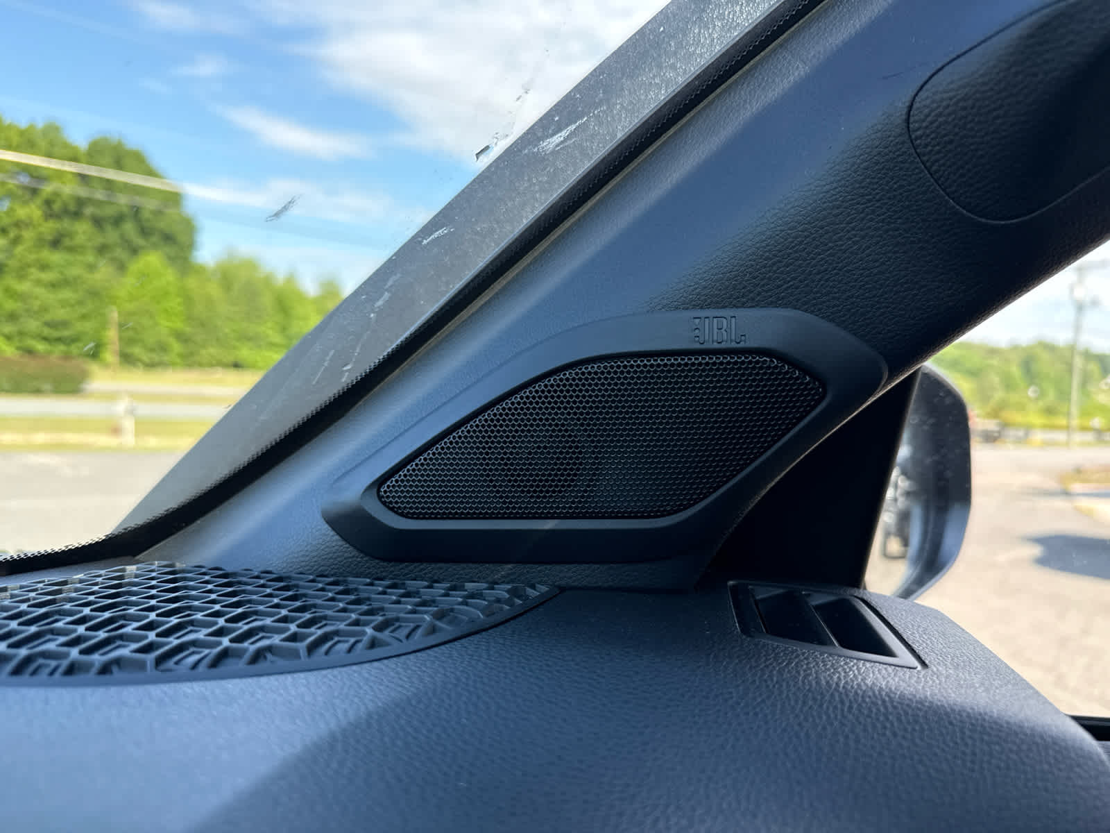 2026 Toyota Tacoma i-FORCE MAX Tacoma Trailhunter