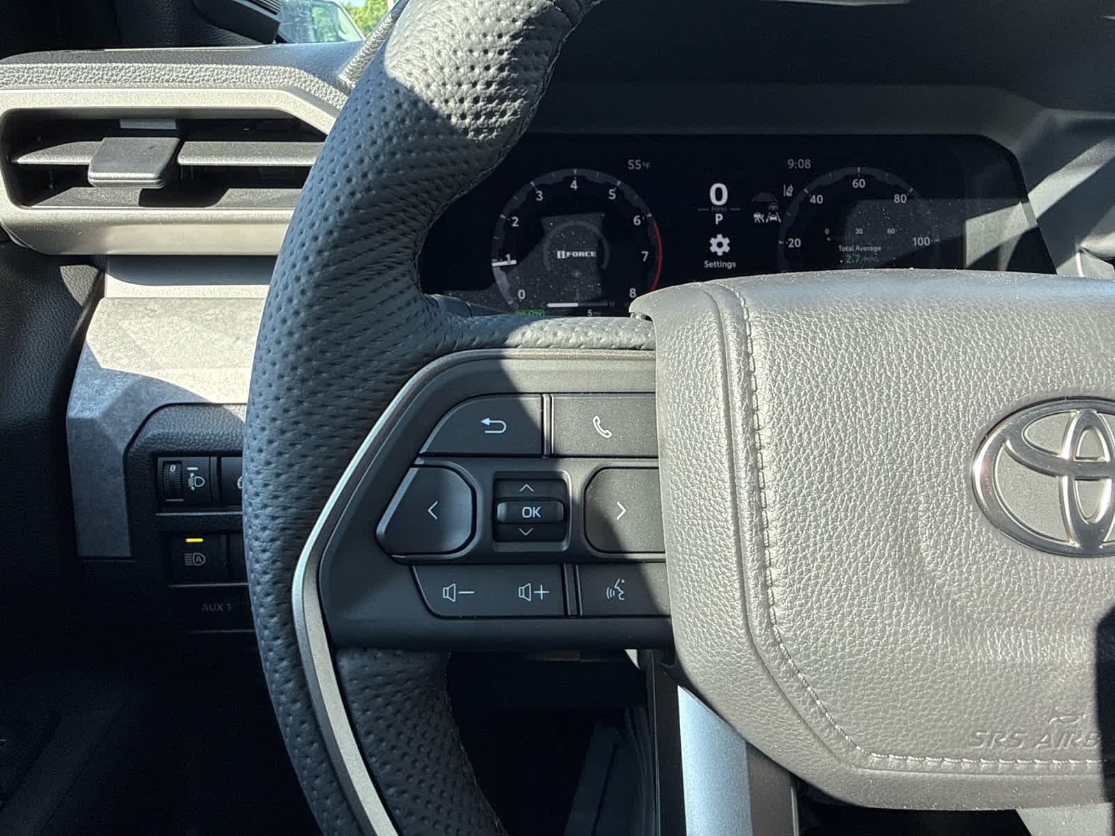 2026 Toyota Tacoma i-FORCE MAX Tacoma Trailhunter