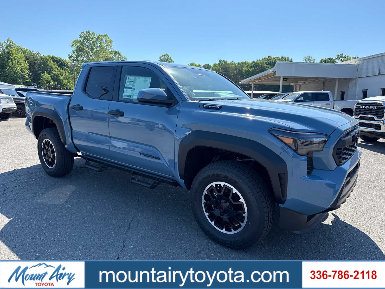 2026 Toyota Tacoma i-FORCE MAX Tacoma TRD Off-Road