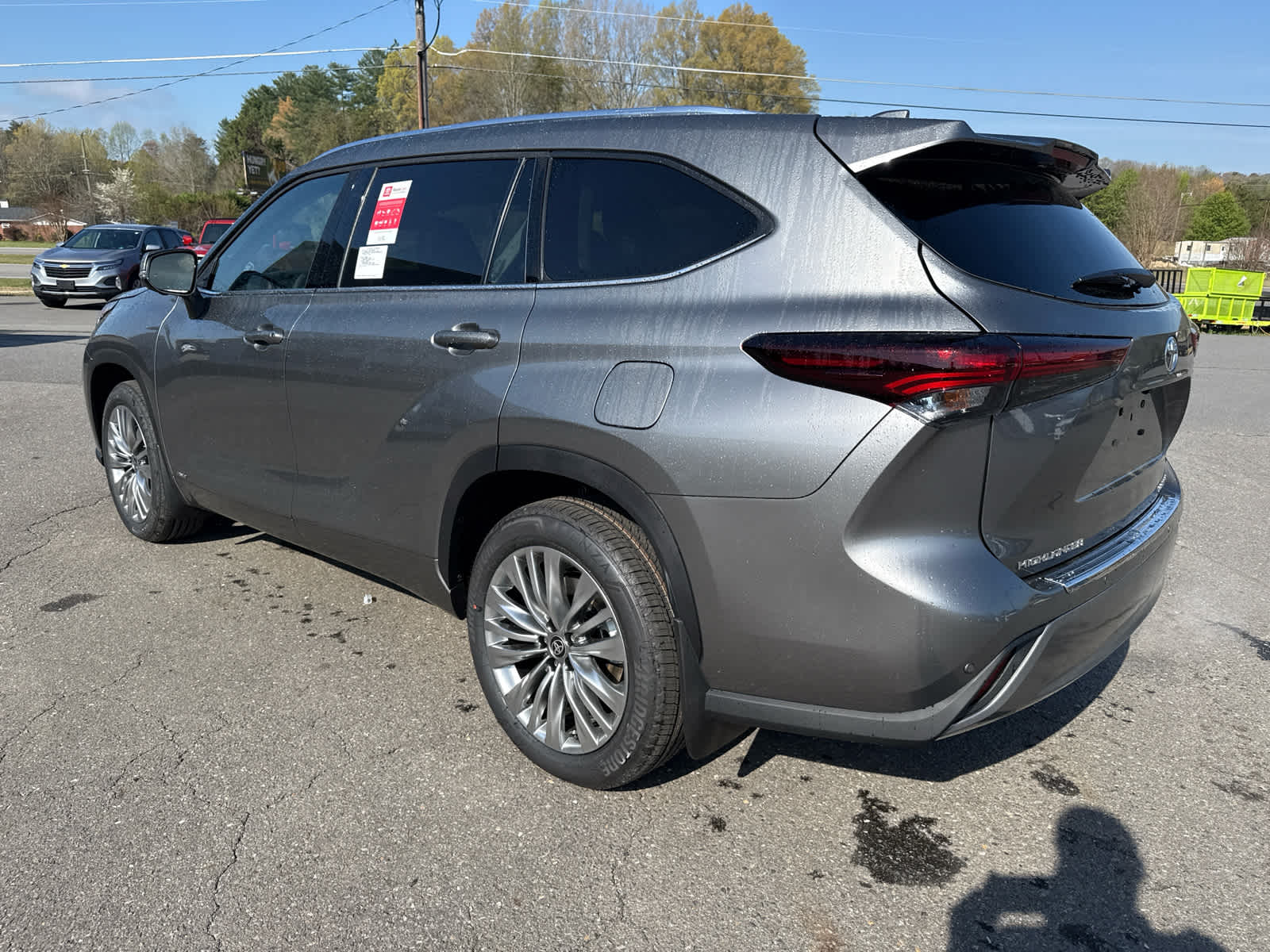 2026 Toyota Highlander Hybrid Platinum