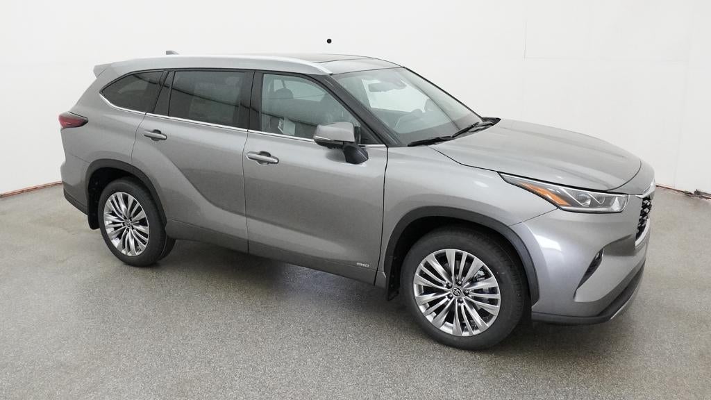 2026 Toyota Highlander Hybrid Platinum