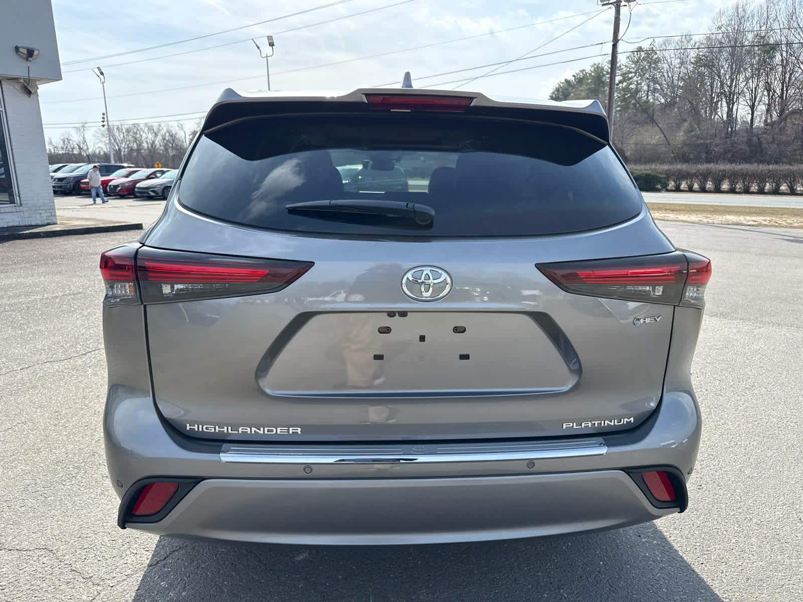 2026 Toyota Highlander Hybrid Platinum