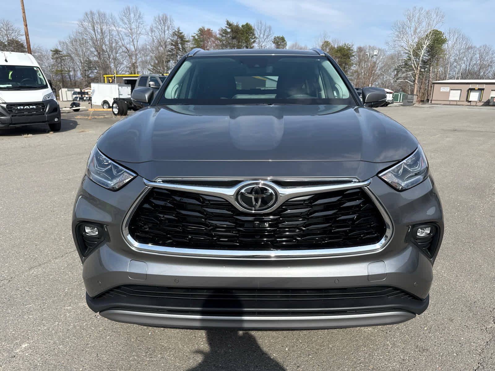 2026 Toyota Highlander Hybrid Platinum