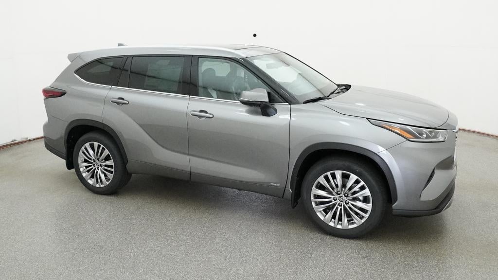 2026 Toyota Highlander Hybrid Platinum