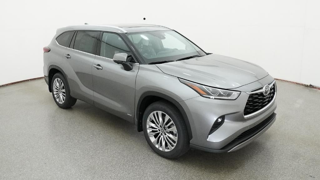 2026 Toyota Highlander Hybrid Platinum