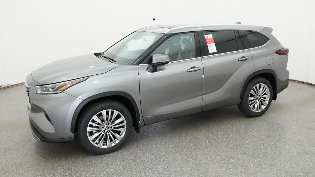 2026 Toyota Highlander Hybrid Platinum