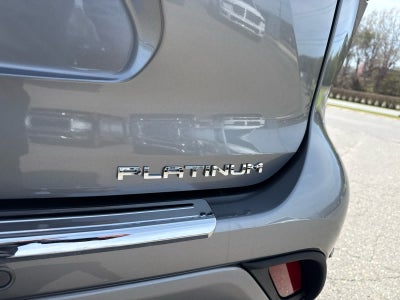 2026 Toyota Highlander Hybrid Platinum