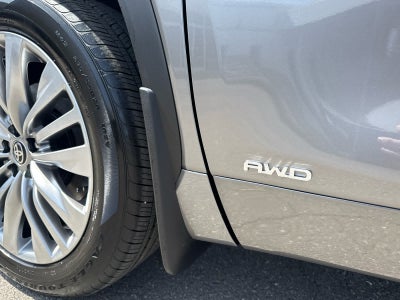 2026 Toyota Highlander Hybrid Platinum