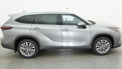 2026 Toyota Highlander Hybrid Platinum