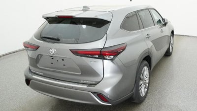 2026 Toyota Highlander Hybrid Platinum