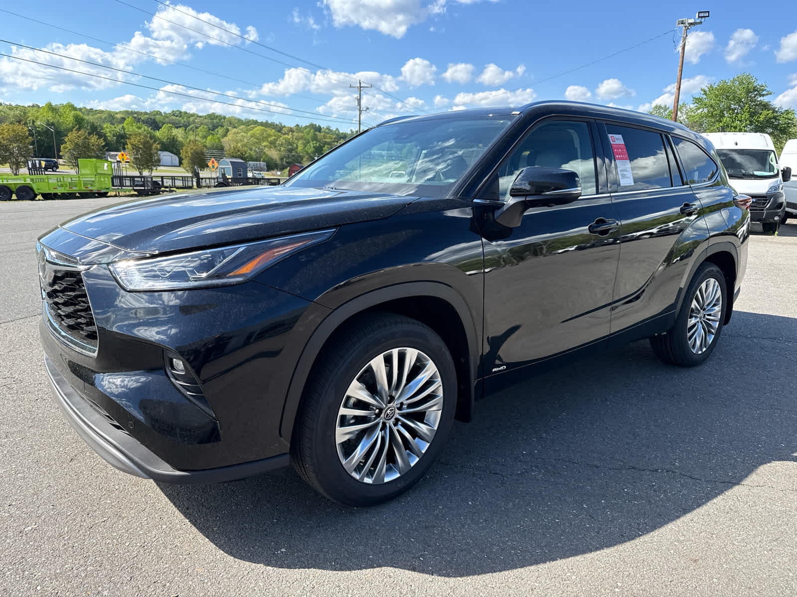 2026 Toyota Highlander Hybrid Platinum