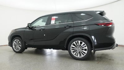 2026 Toyota Highlander Hybrid Platinum