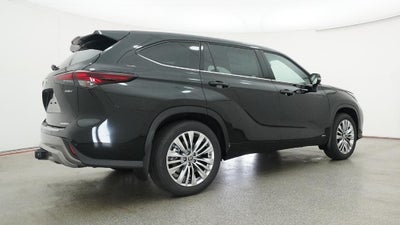 2026 Toyota Highlander Hybrid Platinum