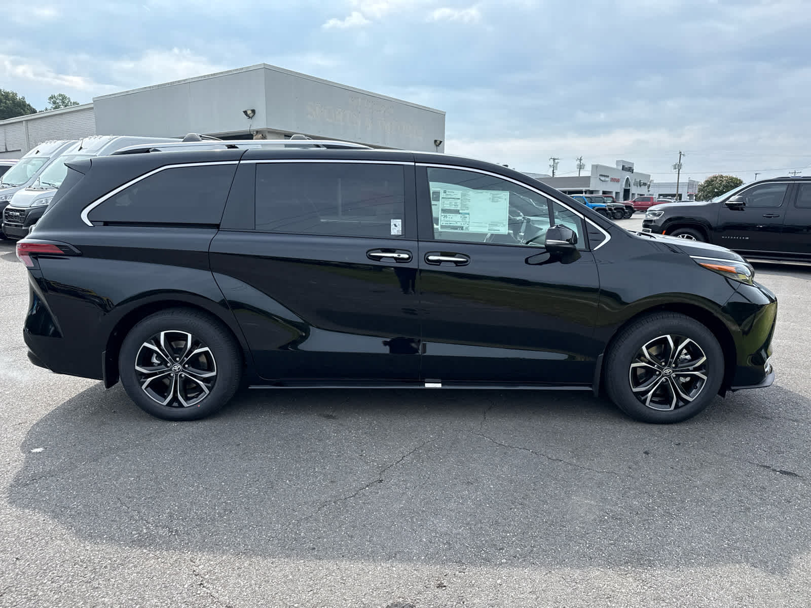 2026 Toyota Sienna Platinum