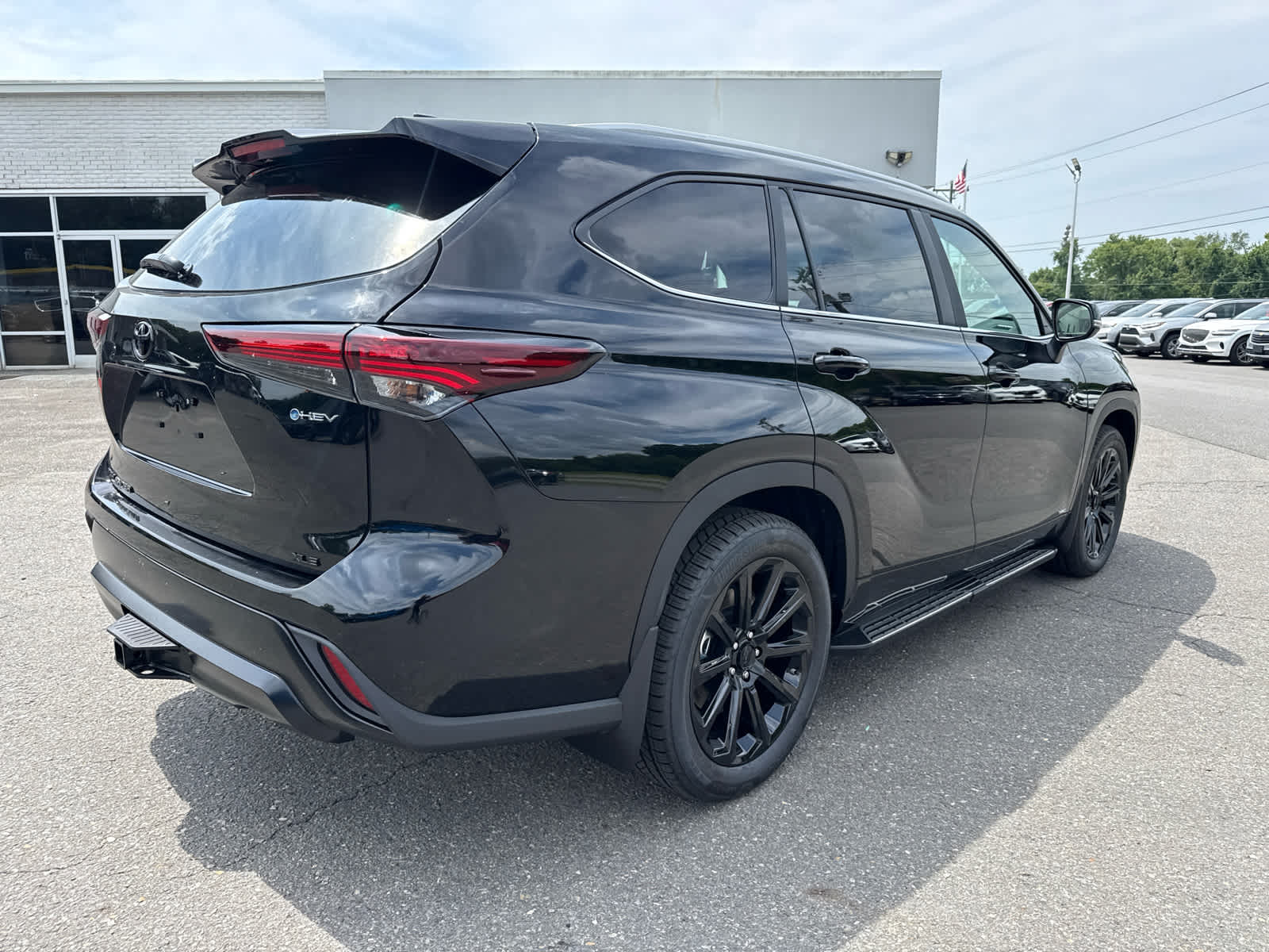 2026 Toyota Highlander Hybrid XLE