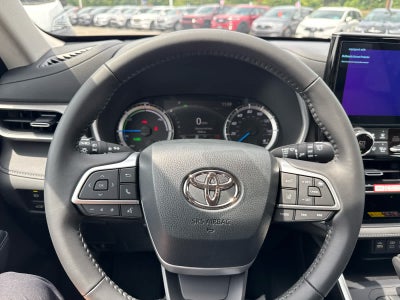 2026 Toyota Highlander Hybrid XLE