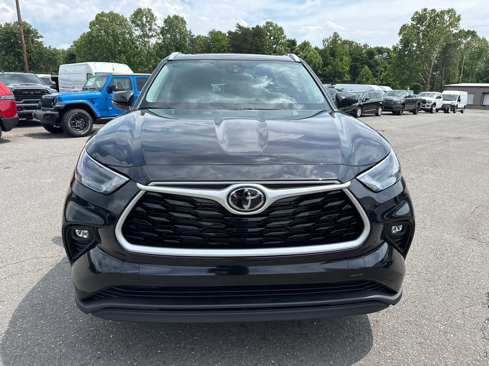 2026 Toyota Highlander Hybrid XLE