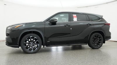 2026 Toyota Highlander Hybrid XLE