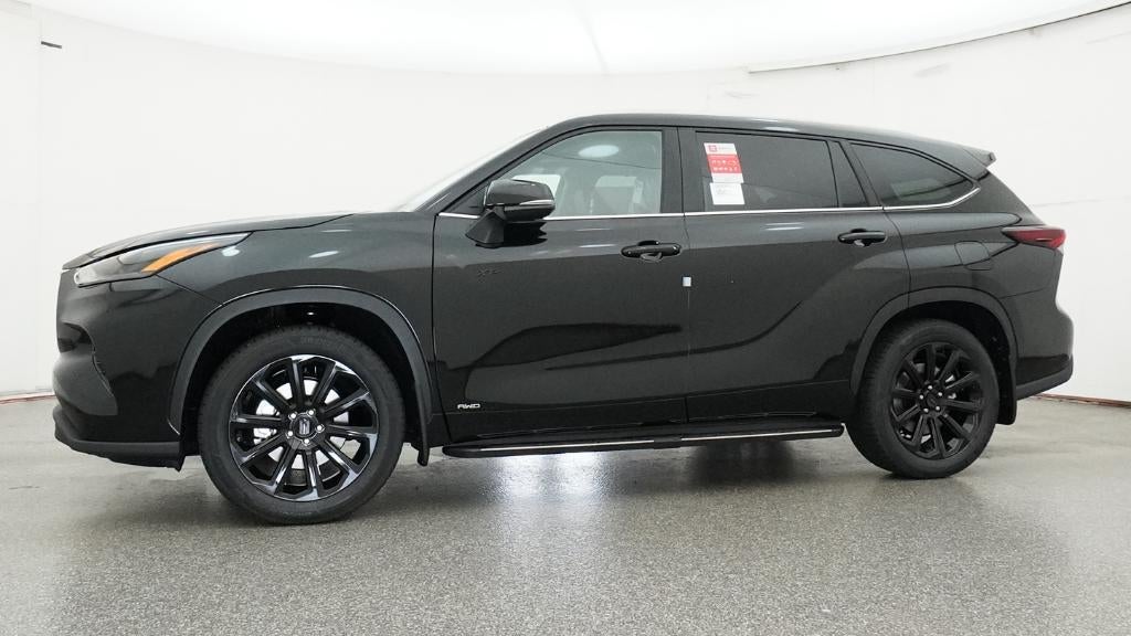 2026 Toyota Highlander Hybrid XLE