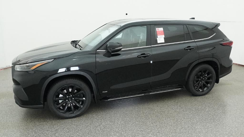 2026 Toyota Highlander Hybrid XLE