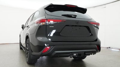 2026 Toyota Highlander Hybrid XLE