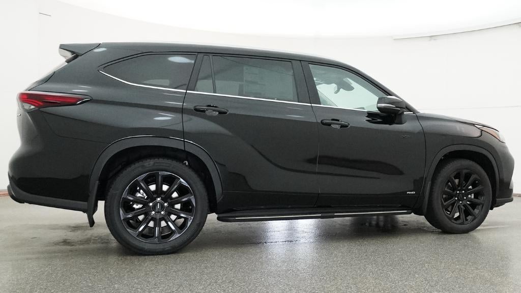 2026 Toyota Highlander Hybrid XLE
