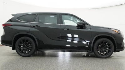 2026 Toyota Highlander Hybrid XLE