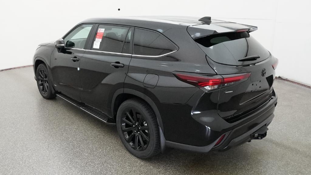 2026 Toyota Highlander Hybrid XLE